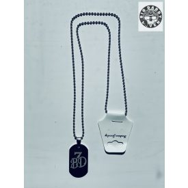BD7 dögcédula lánccal (22x37mm)